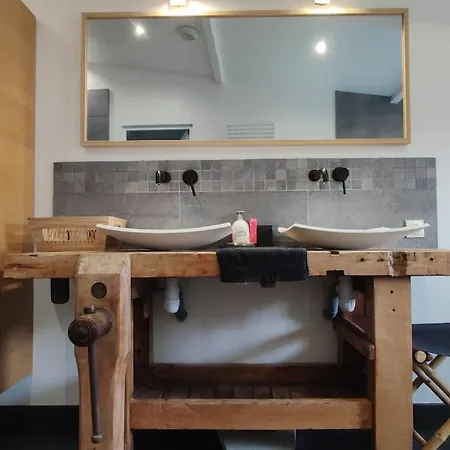 Holiday home Maison Familiale Avec Jardin 12' 40'paris *